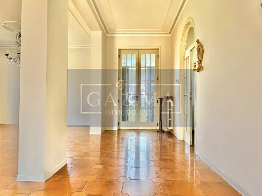 Immagine 11 di Villa in vendita  in strada bassa nuova 190 a Parma