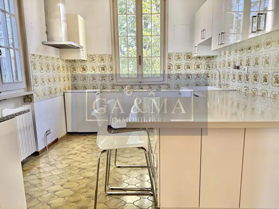 Immagine 15 di Villa in vendita  in strada bassa nuova 190 a Parma