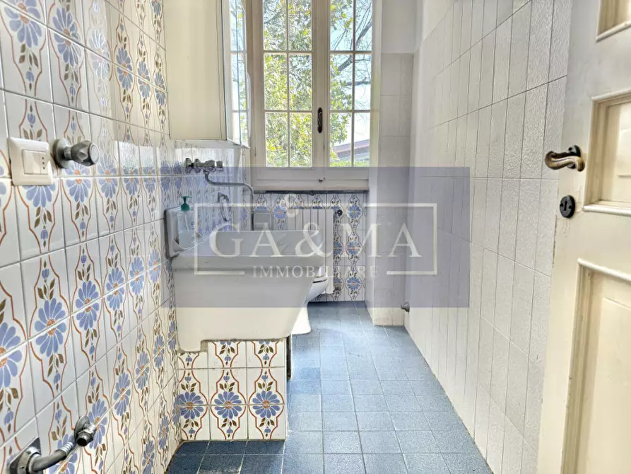 Immagine 18 di Villa in vendita  in strada bassa nuova 190 a Parma