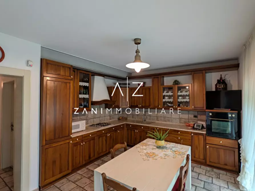 Immagine 3 di Casa indipendente in vendita  in Via Luigi Nono a Dolo