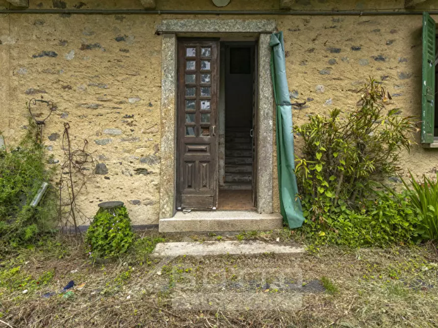 Immagine 12 di Casa indipendente in vendita  in via fabio filzi 2 a Ameno