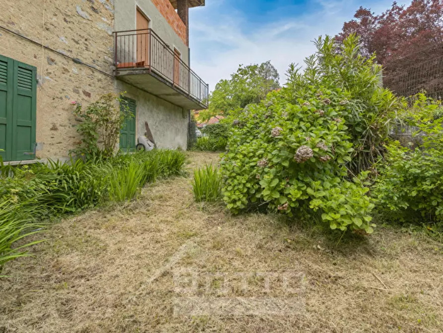 Immagine 26 di Casa indipendente in vendita  in via fabio filzi 2 a Ameno