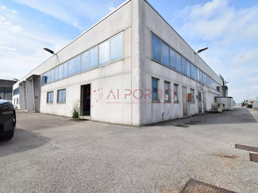 Immagine 2 di Capannone industriale in affitto  in Via dell'Artigianato a Candiana