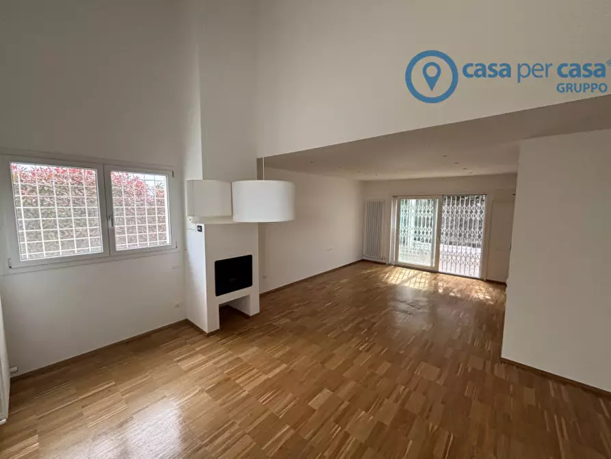 Immagine 6 di Villa in vendita  a Rovigo