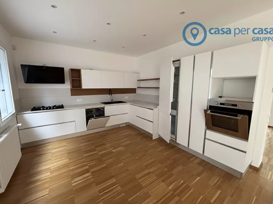 Immagine 11 di Villa in vendita  a Rovigo