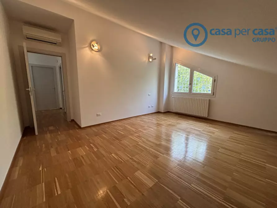 Immagine 27 di Villa in vendita  a Rovigo