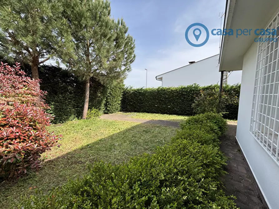 Immagine 34 di Villa in vendita  a Rovigo
