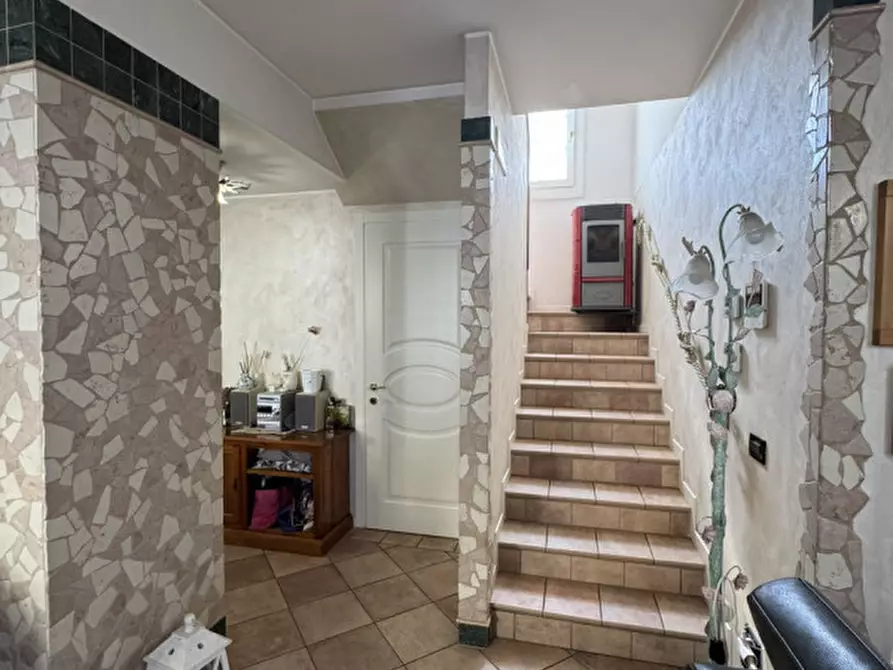 Immagine 7 di Casa bifamiliare in vendita  in Via Arzerini a Camponogara