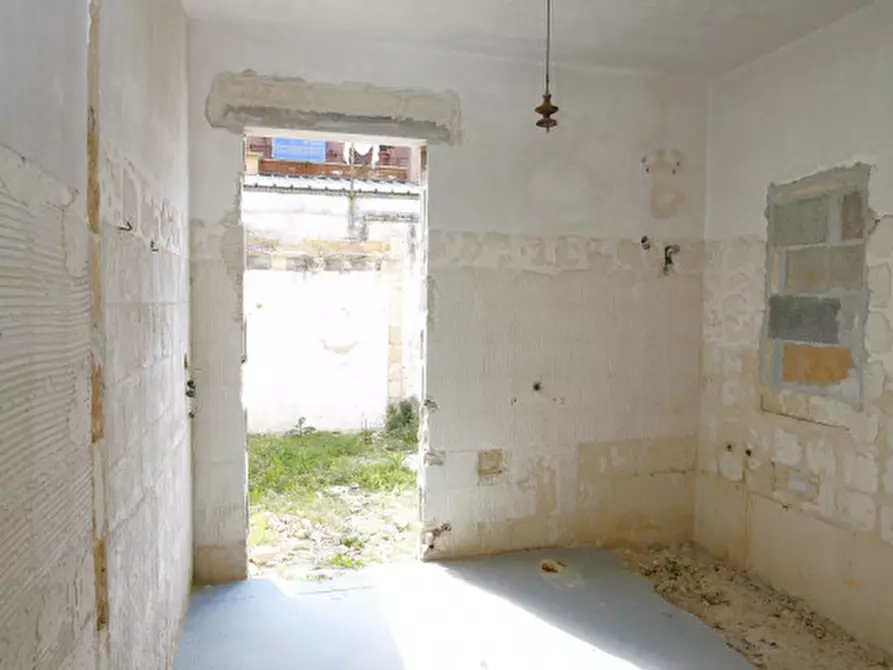 Immagine 24 di Casa indipendente in vendita  in Via B. Ravenna a Sannicola