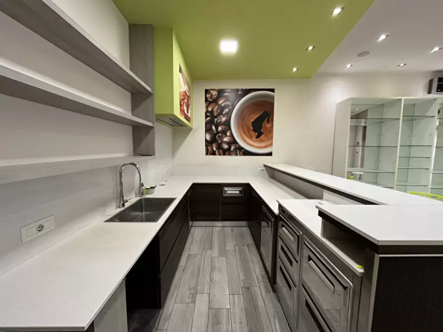 Immagine 3 di Attività commerciale in affitto  in Corso Matteotti a Noventa Vicentina