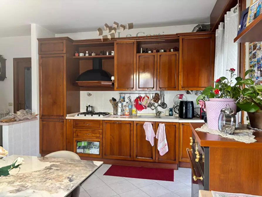 Immagine 3 di Appartamento in vendita  a Lonigo