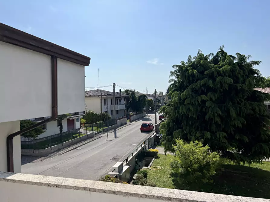 Immagine 8 di Appartamento in vendita  in via Giacomo Puccini, 14 a Conselve