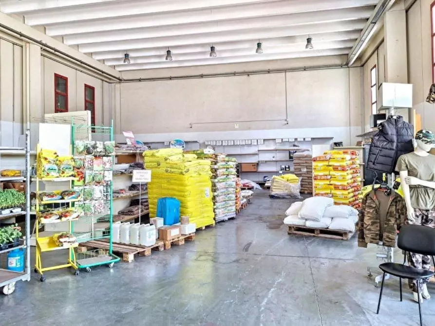 Immagine 6 di Capannone industriale in vendita  in Via delle Miniere, 37, 09067 Zona Industriale Casic CA, Italia a Elmas