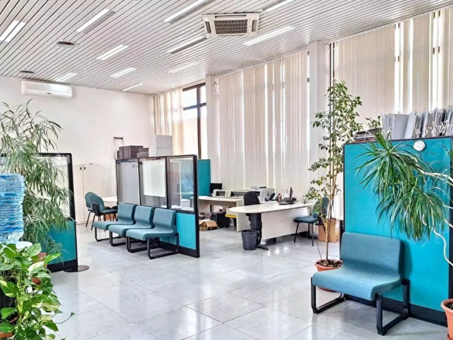Immagine 2 di Ufficio in vendita  in Via delle Miniere, 37, 09067 Zona Industriale Casic CA, Italia a Elmas