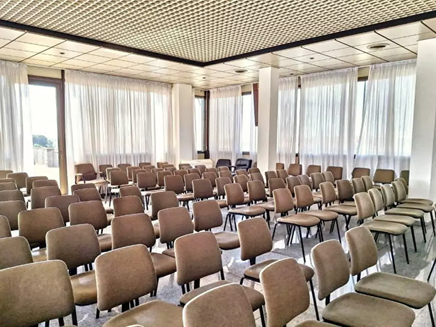 Immagine 1 di Ufficio in vendita  in Via delle Miniere, 37, 09067 Zona Industriale Casic CA, Italia a Elmas