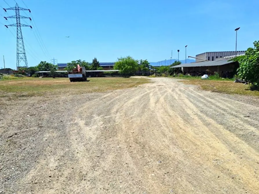 Immagine 4 di Terreno in vendita  in Via delle Miniere, 09067 Zona Industriale Casic CA, Italia a Elmas