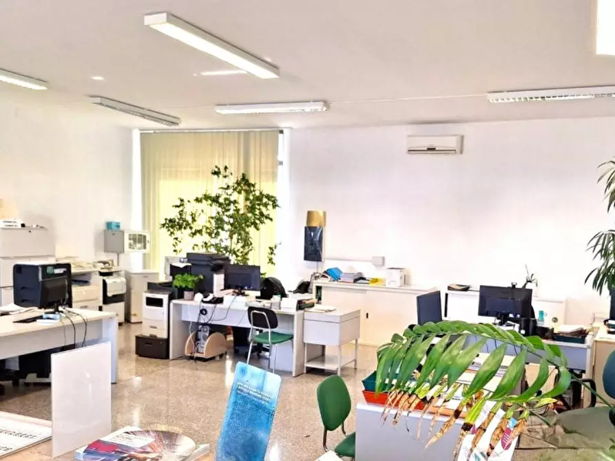 Immagine 9 di Ufficio in vendita  in Via delle Miniere, 37, 09067 Zona Industriale Casic CA, Italia a Elmas