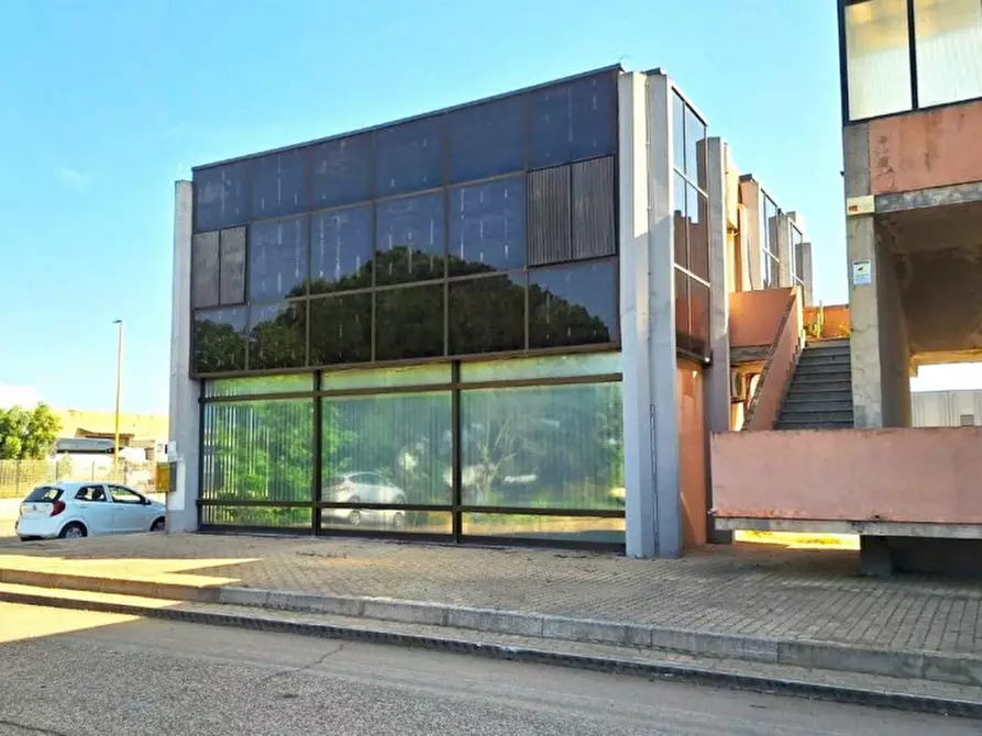 Immagine 12 di Ufficio in vendita  in Via delle Miniere, 37, 09067 Zona Industriale Casic CA, Italia a Elmas