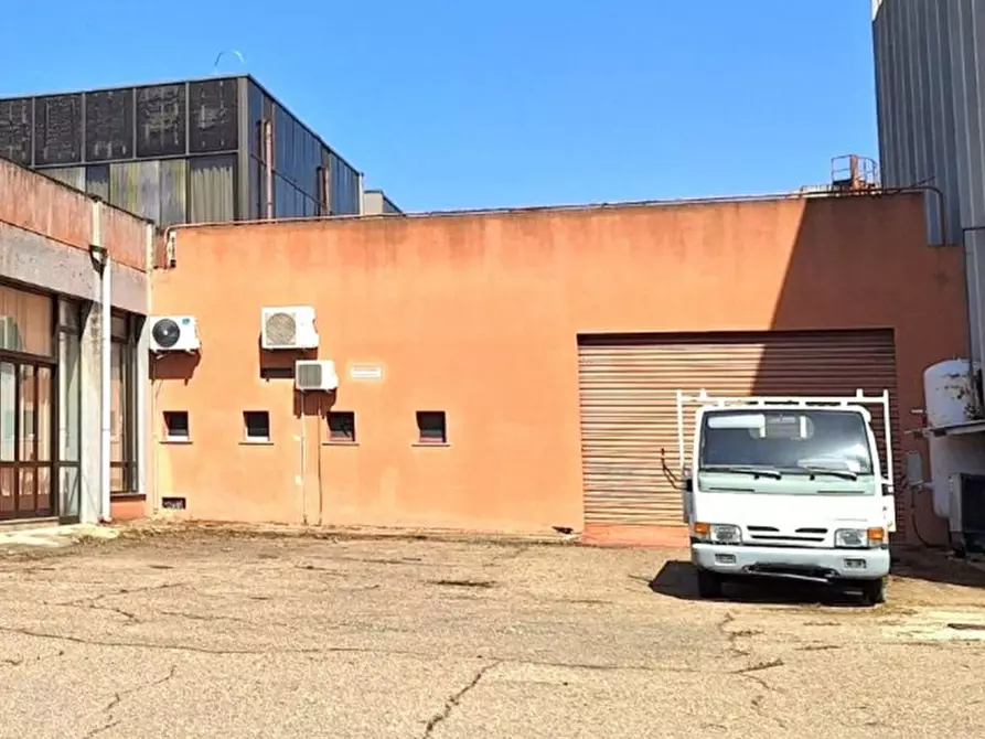 Immagine 6 di Magazzino in vendita  in Via delle Miniere, 37, 09067 Zona Industriale Casic CA, Italia a Elmas