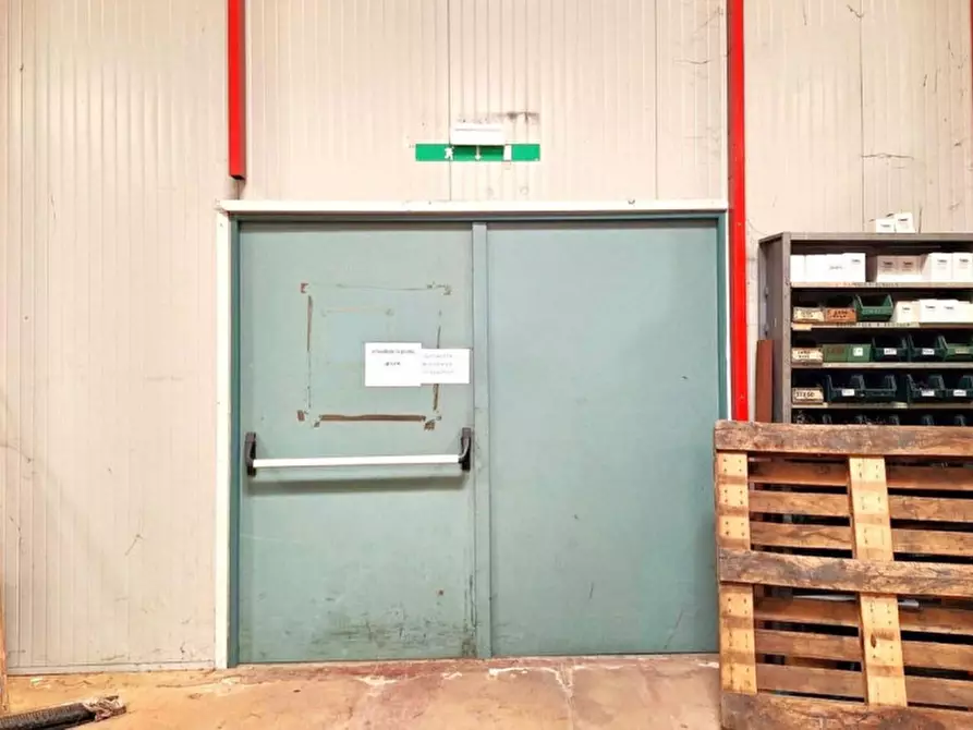 Immagine 14 di Magazzino in vendita  in Via delle Miniere, 37, 09067 Zona Industriale Casic CA, Italia a Elmas