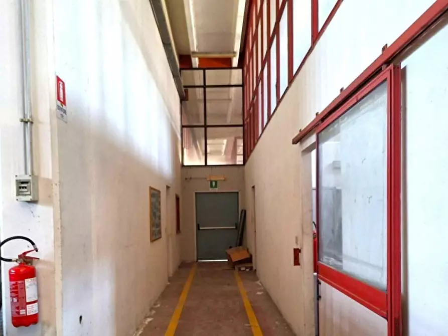 Immagine 11 di Capannone industriale in vendita  in Via delle Miniere, 37, 09067 Zona Industriale Casic CA, Italia a Elmas