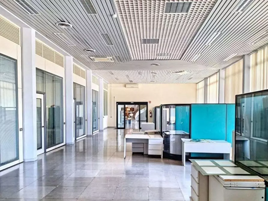 Immagine 1 di Ufficio in vendita  in Via delle Miniere, 37, 09067 Zona Industriale Casic CA, Italia a Elmas