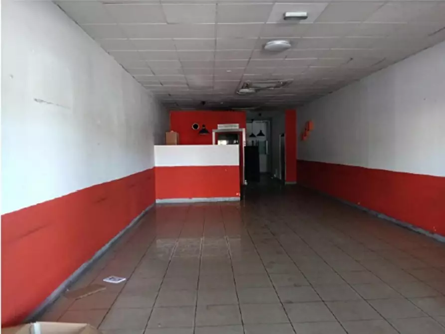 Immagine 2 di Negozio in vendita  in Via Gruccia, 52027 San Giovanni Valdarno AR, Italia a San Giovanni Valdarno