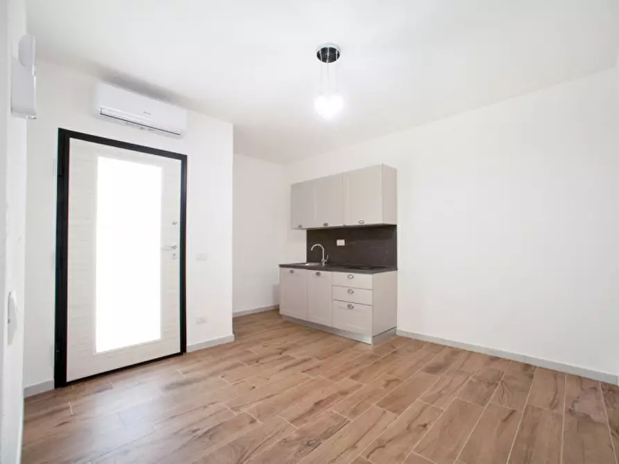 Immagine 15 di Appartamento in vendita  in Via Nazionale a Orosei