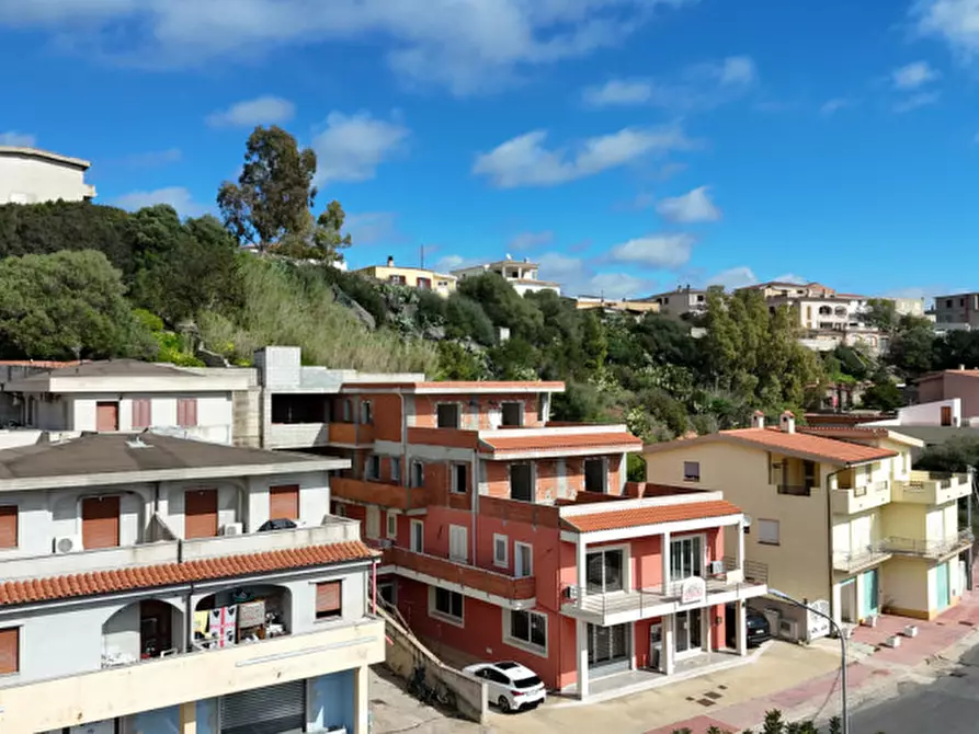 Immagine 21 di Appartamento in vendita  in Via Nazionale a Orosei