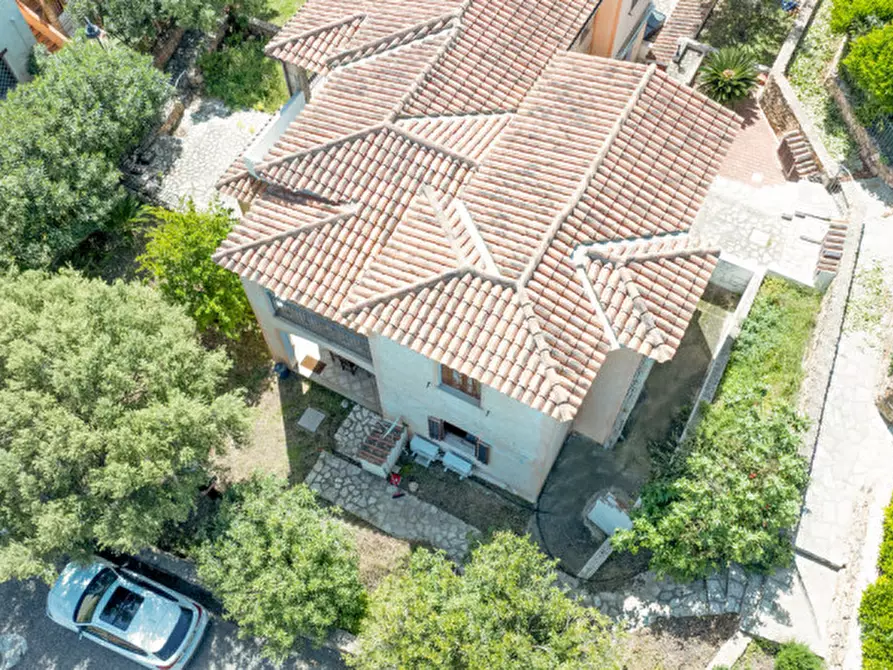 Immagine 21 di Villetta a schiera in vendita  in via telamone a Budoni