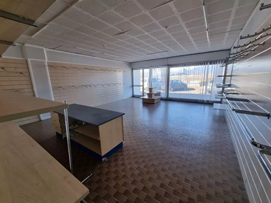 Immagine 3 di Garage in vendita  a Cavareno