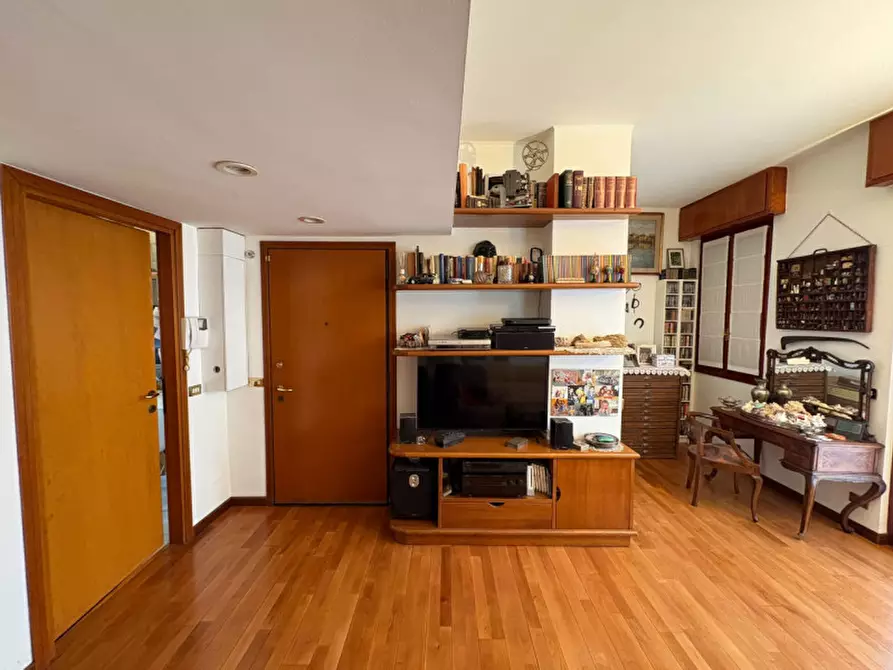 Immagine 5 di Attico in vendita  in Via dei Grimani 10 a Milano