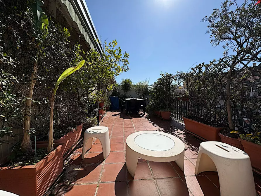 Immagine 10 di Attico in vendita  in Via dei Grimani 10 a Milano