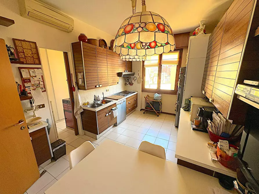 Immagine 13 di Attico in vendita  in Via dei Grimani 10 a Milano