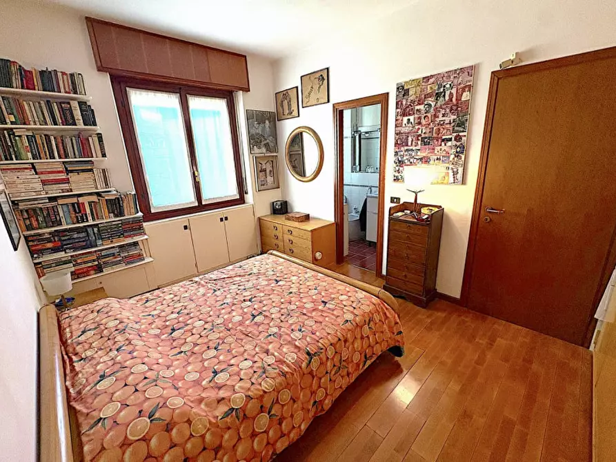 Immagine 15 di Attico in vendita  in Via dei Grimani 10 a Milano