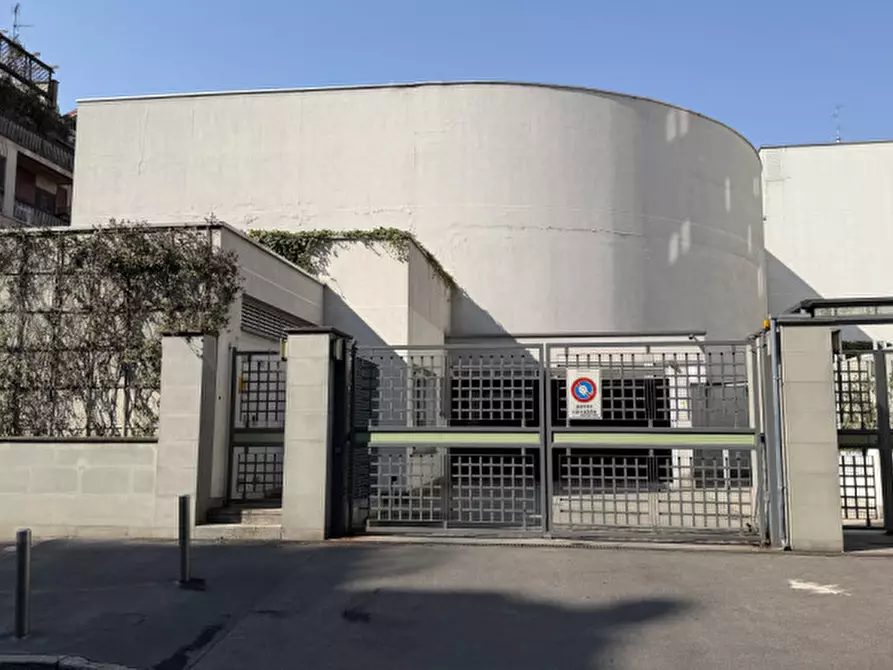 Immagine 22 di Attico in vendita  in Via dei Grimani 10 a Milano