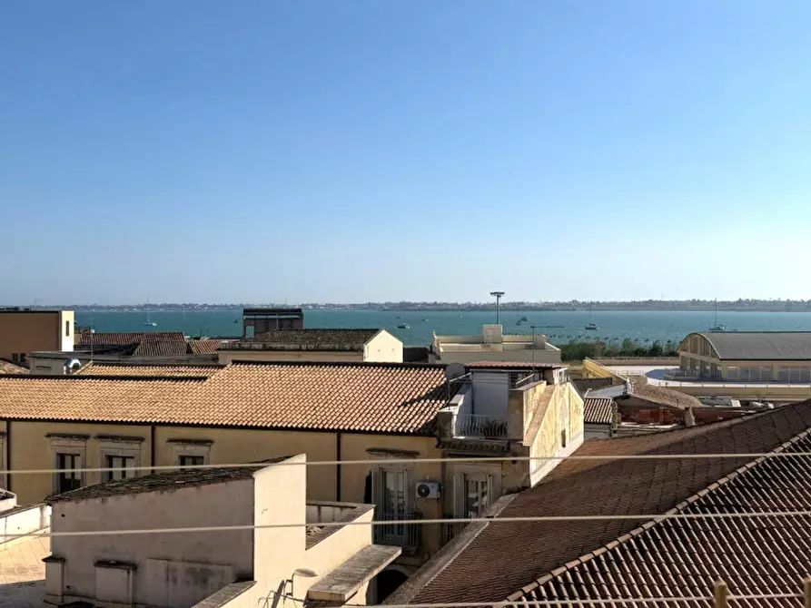Immagine 5 di Appartamento in vendita  in Via Albania 13 a Siracusa