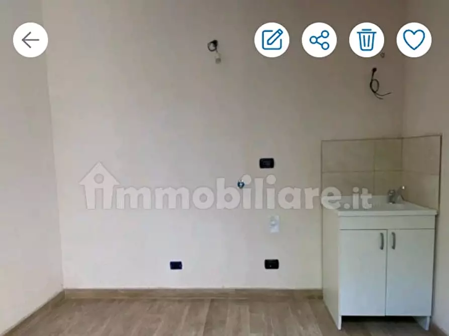 Immagine 13 di Monolocale in vendita  in Via Macrino D'alba 4 a Torino