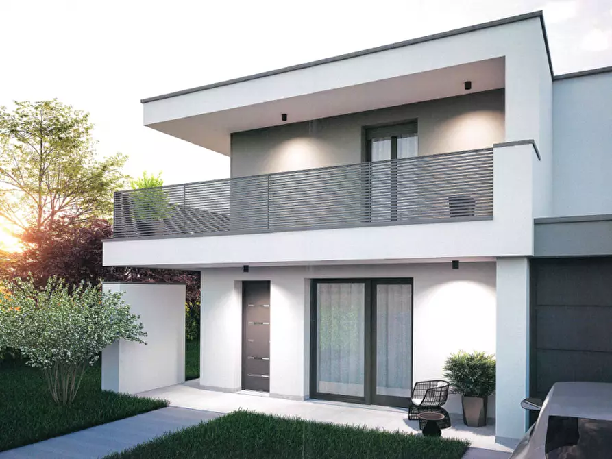 Immagine 2 di Casa bifamiliare in vendita  a Castelfranco Veneto