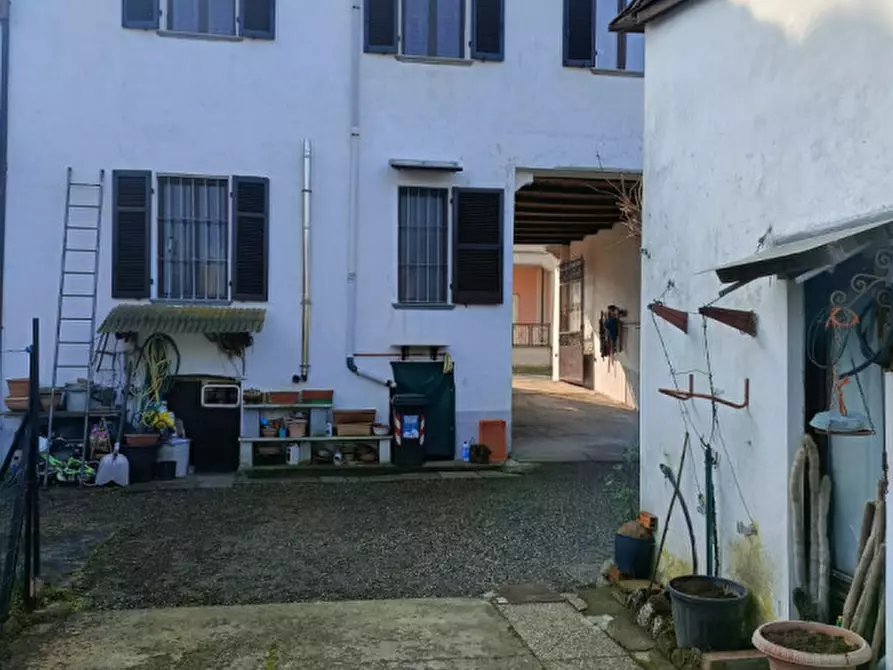 Immagine 1 di Casa indipendente in vendita  in Via Roma 33 a Ozzano Monferrato