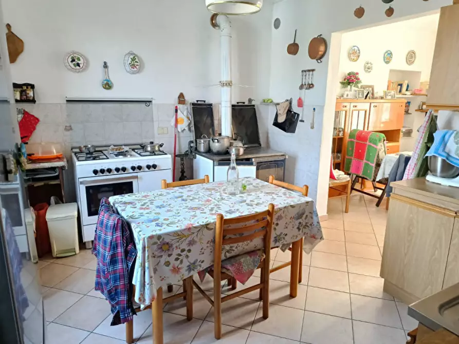 Immagine 3 di Casa indipendente in vendita  in Via Roma 33 a Ozzano Monferrato