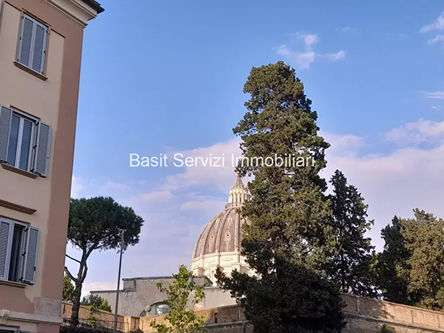 Immagine 37 di Appartamento in vendita  in Via Nicolò Quinto a Roma