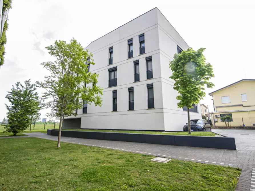 Immagine 29 di Appartamento in vendita  in Via Giosuè Carducci a Ponte San Nicolò