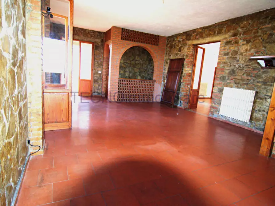 Immagine 10 di Rustico / casale in vendita  a Perugia