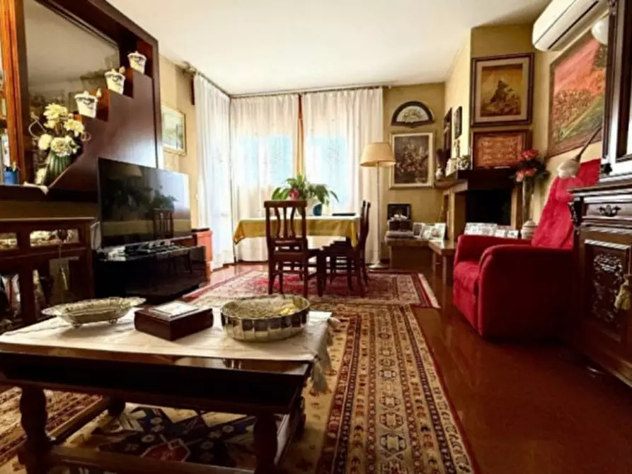 Immagine 1 di Appartamento in vendita  in Via Francesco Petrarca a Albignasego
