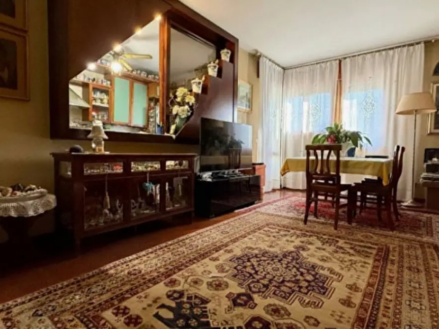 Immagine 2 di Appartamento in vendita  in Via Francesco Petrarca a Albignasego
