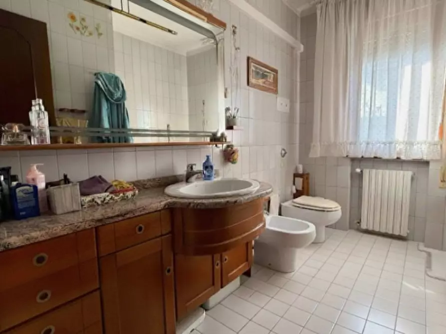 Immagine 19 di Appartamento in vendita  in Via Francesco Petrarca a Albignasego