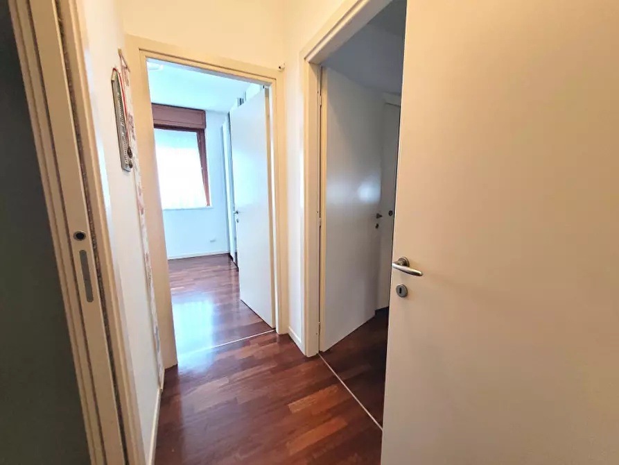 Immagine 11 di Appartamento in vendita  in Via Angelo Righetti a Brescia