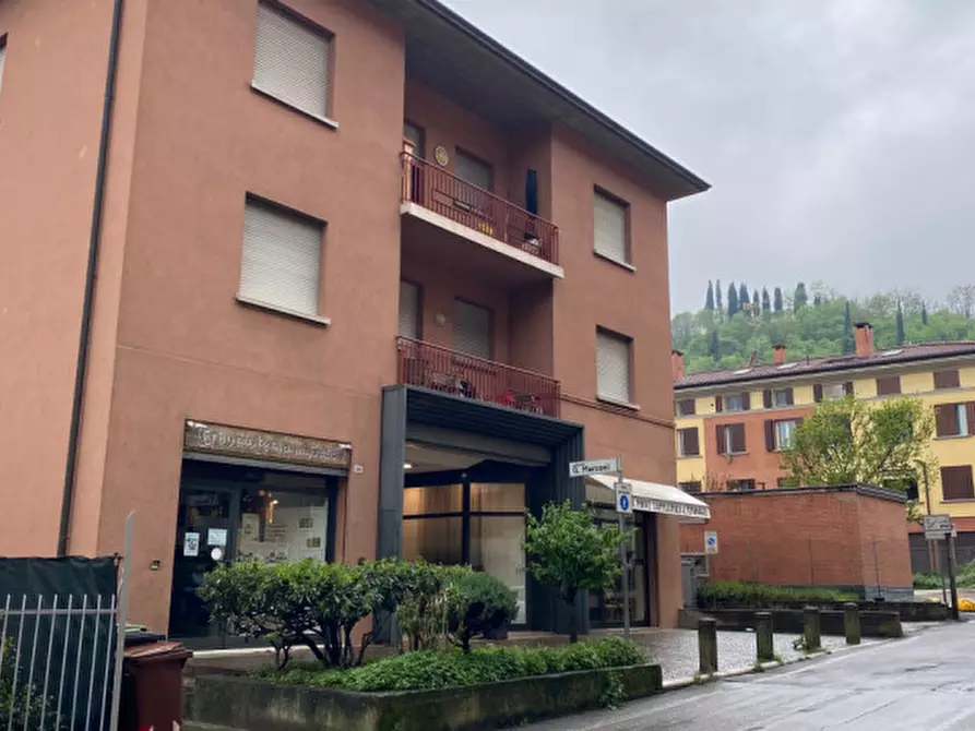 Immagine 1 di Garage in vendita  a Sasso Marconi