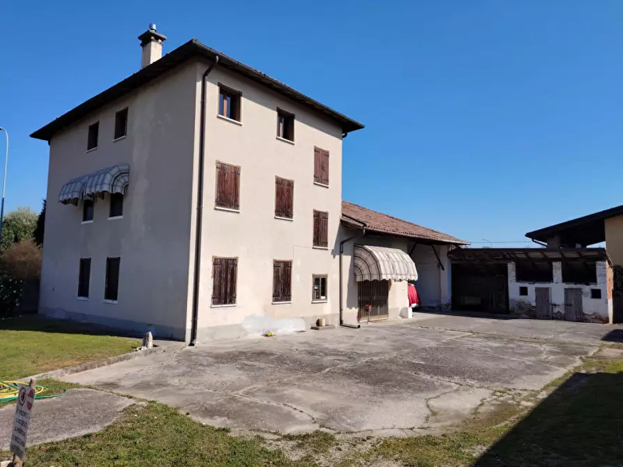 Immagine 2 di Casa indipendente in vendita  in Via Bodi a Cassola